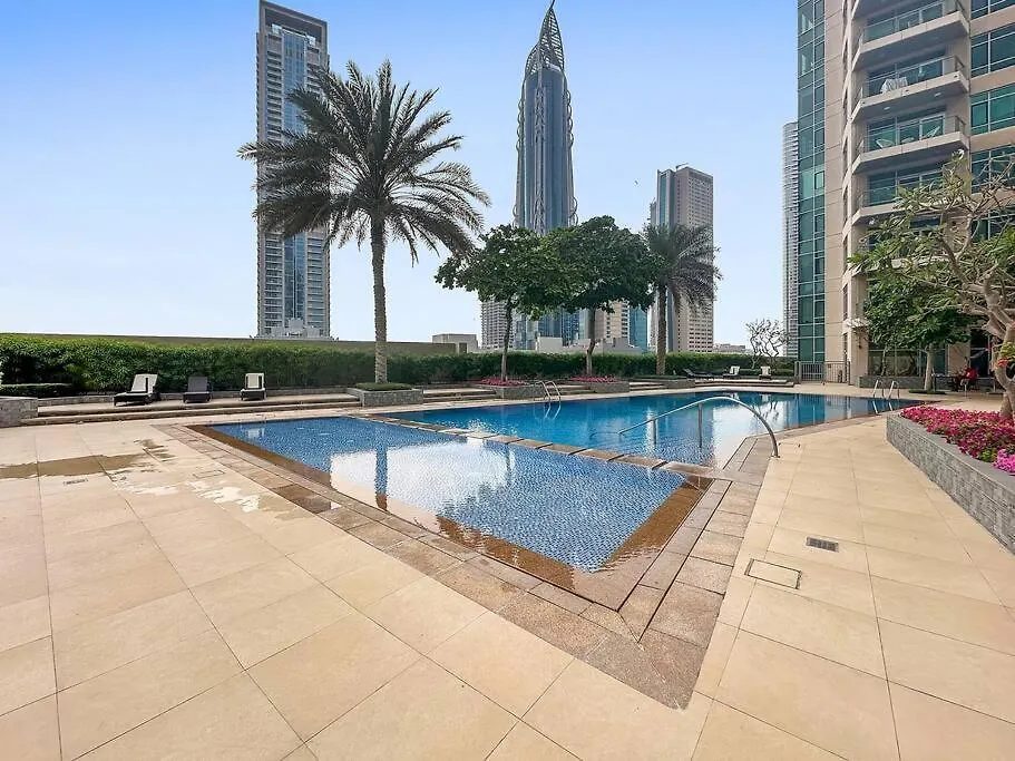 First Class 1Br Modern Downtown Oasis ドバイ