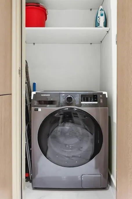 First Class 1Br Modern Downtown Oasis ドバイ アパート