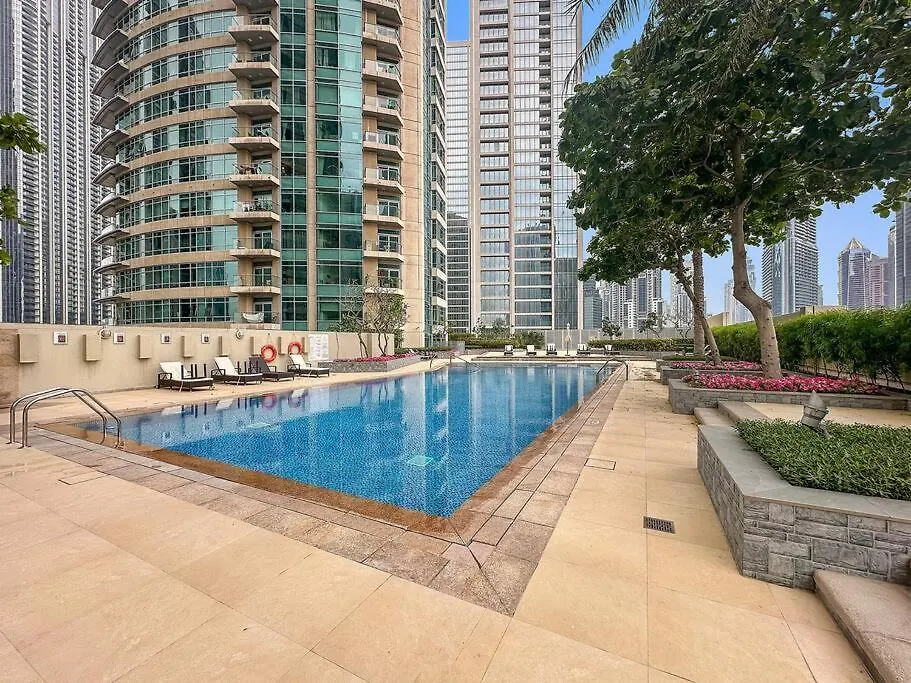 First Class 1Br Modern Downtown Oasis ドバイ